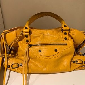Balenciaga classic city handbag yellow.